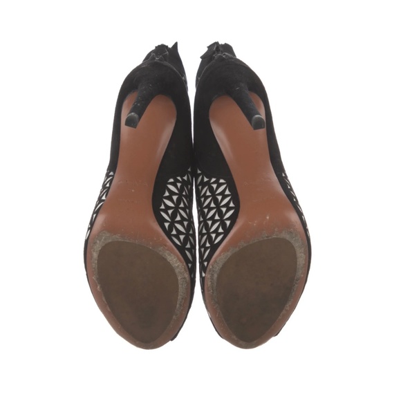 Alaia Black & White suede laser-cut; peep-toe booties, size 39 great condition! - Picture 14 of 14